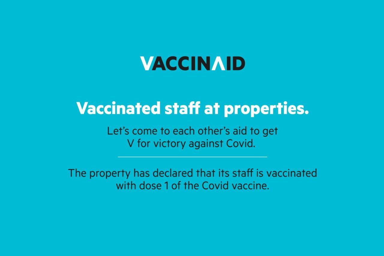 Vaccinated Staff- Capital O 14225 Bahl Regency Hotel Zirakpur Exterior photo